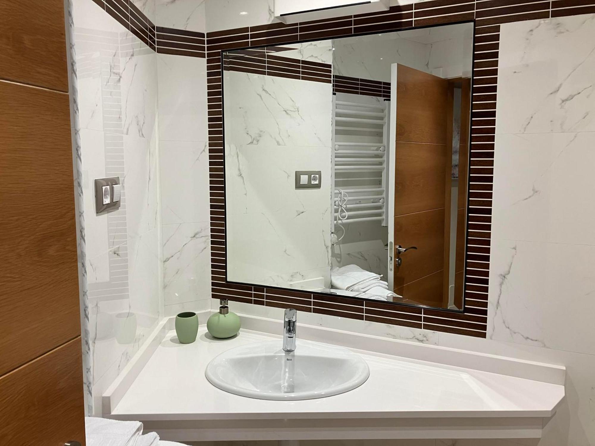 Apartmán Atico El Cueton Arenas De Cabrales Exteriér fotografie