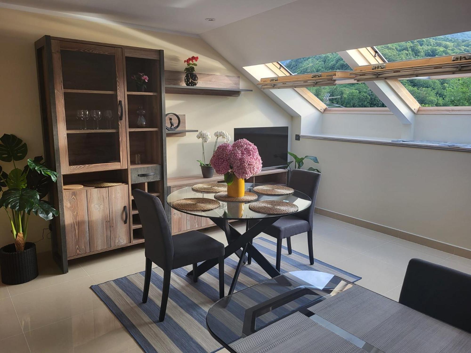 Apartmán Atico El Cueton Arenas De Cabrales Exteriér fotografie