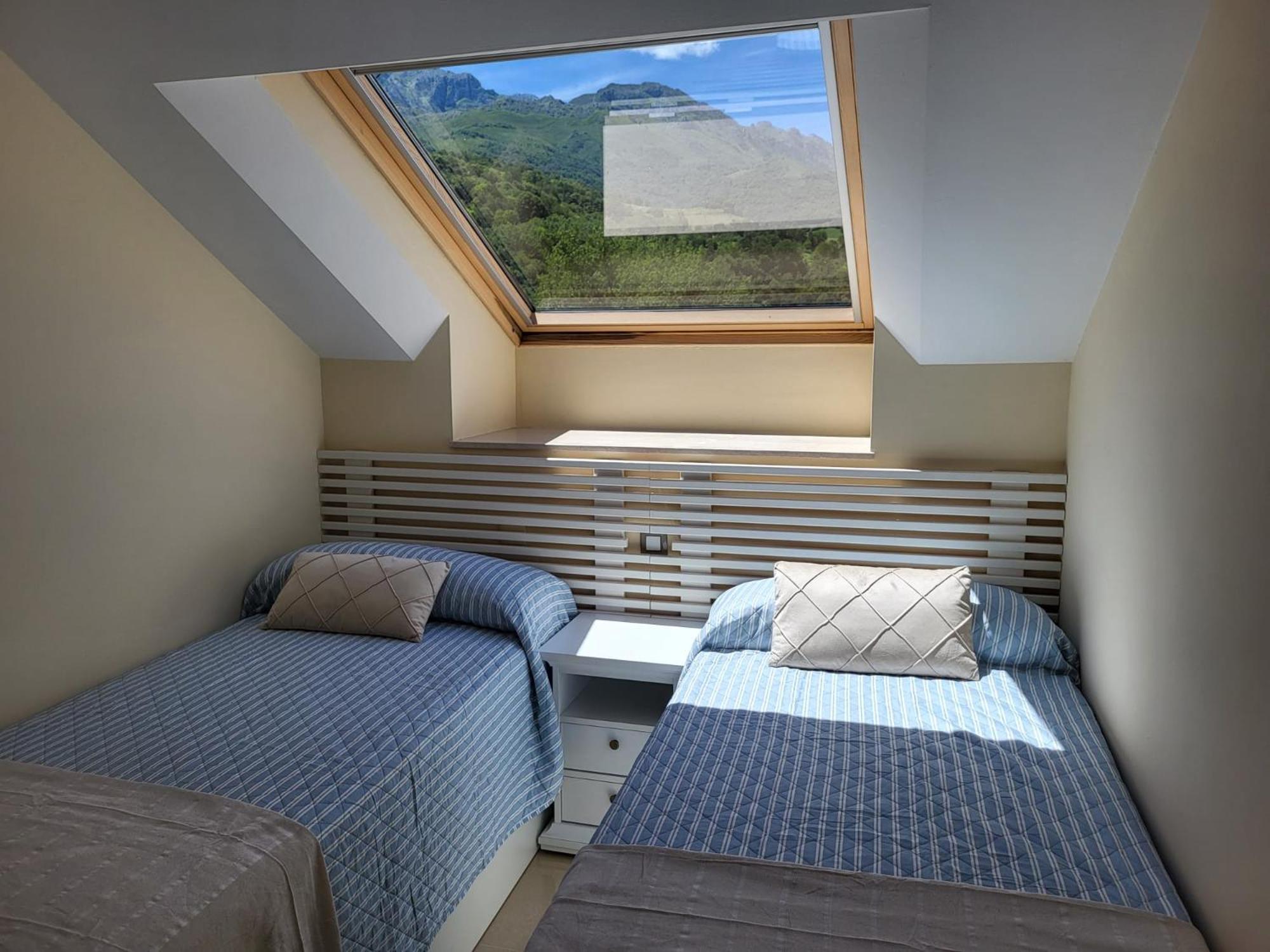 Apartmán Atico El Cueton Arenas De Cabrales Exteriér fotografie