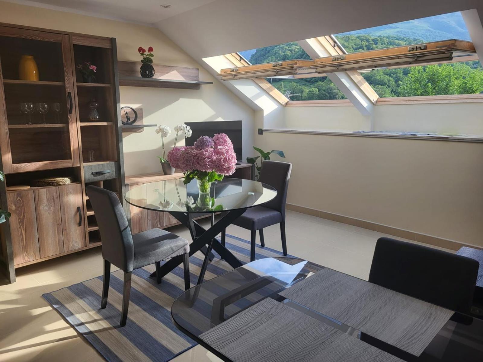 Apartmán Atico El Cueton Arenas De Cabrales Exteriér fotografie